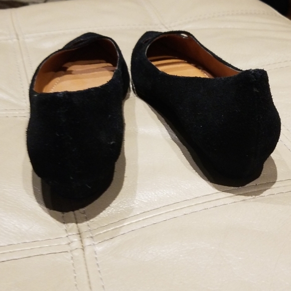 STEVEN black suede flat with 1" built in wedge - Picture 3 of 4